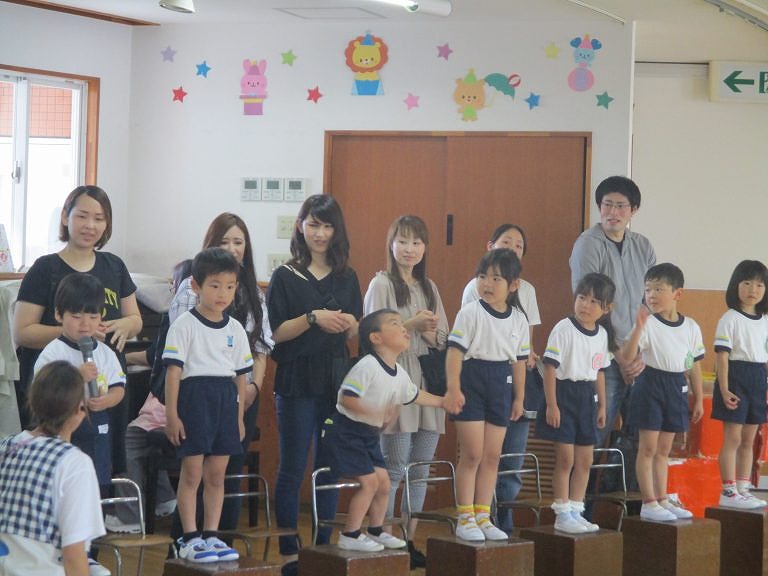 4月 入園式・始業式・対面式・クラス懇談会・誕生会（毎月）